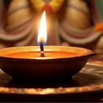 नवरात्रि में अखंड ज्योति जलाने का सही तरीका क्या है? घी, बत्ती और दिशा से जुड़े नियम जानें