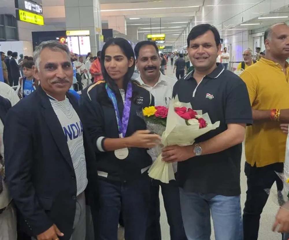 हरियाणा के खिलाड़ियों ने बढ़ाया देश का गौरव, 14 स्वर्ण समेत 32 पदक जीतने वालों का हुआ सम्मान हरियाणा के खिलाड़ियों ने बढ़ाया देश का गौरव, 14 स्वर्ण समेत 32 पदक जीतने वालों का हुआ सम्मान