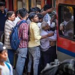 दिल्ली से बिहार जाना हुआ महंगा, कन्फर्म टिकट नहीं मिलने पर बसों का सहारा; जानें कितना है किराया दिल्ली से बिहार जाना हुआ महंगा, कन्फर्म टिकट नहीं मिलने पर बसों का सहारा; जानें कितना है किराया