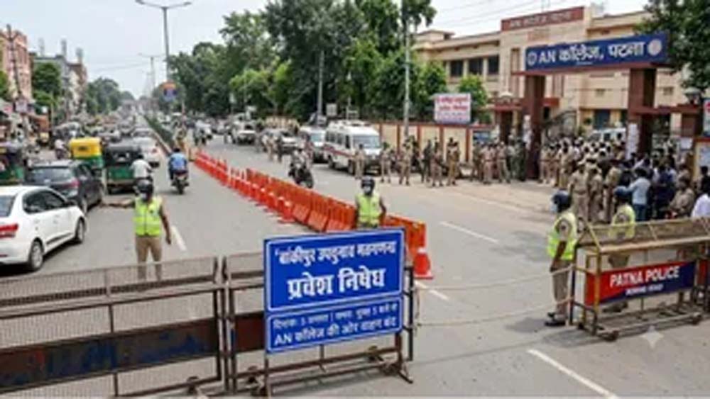 दुर्गा पूजा में पटना के कई रास्तों पर रोक, डाकबंगला से एयरपोर्ट तक बदलेगा ट्रैफिक प्लान