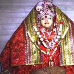 मां अंबा का ऐसा धाम जहां भक्त की पुकार पर चट्टान पर उभरे कुमकुम पदचिह्न, जानें आरासुरी मंदिर की कथा