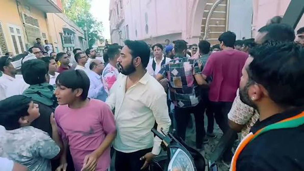 बीकानेर के केला गांव में सरपंच चुनाव के बाद हिंसा, पथराव में कई पुलिसकर्मी घायल; भारी फोर्स तैनात