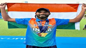 झारखंड के पैरा तीरंदाज विजय सुंडी का कमाल, पुरुष रिकर्व युगल में जीता स्वर्ण पदक झारखंड के पैरा तीरंदाज विजय सुंडी का कमाल, पुरुष रिकर्व युगल में जीता स्वर्ण पदक