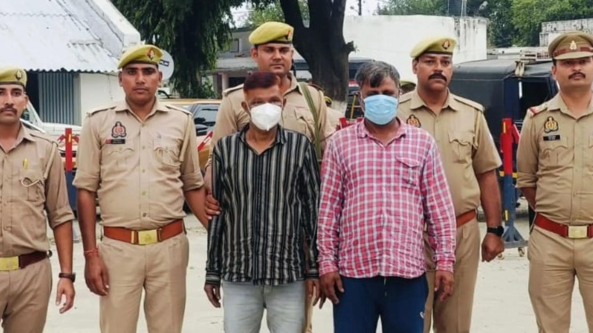 यूपी में नकली नोटों का नेटवर्क उजागर, 500 रुपये के 315 जाली नोटों के साथ दो गिरफ्तार