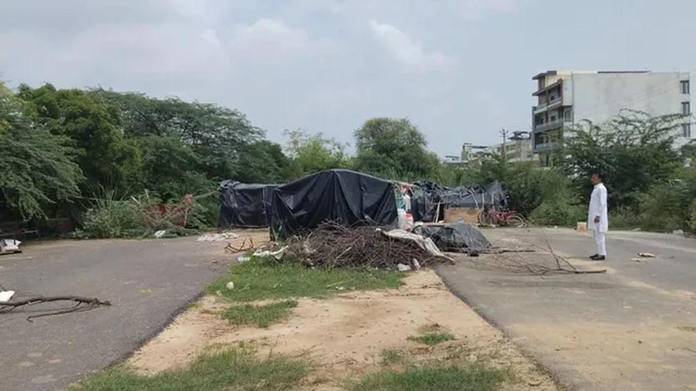 हरियाणा के हिसार में सेक्टर-33 की सालों पुरानी मांग पूरी होने की उम्मीद, सड़क निर्माण के लिए शुरू हुई लेवलिंग हरियाणा के हिसार में सेक्टर-33 की सालों पुरानी मांग पूरी होने की उम्मीद, सड़क निर्माण के लिए शुरू हुई लेवलिंग