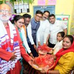 आंगनबाड़ी कार्यकर्ताओं, सहायिकाओं और मितानिनों का किया सम्मान, गर्भवती महिलाओं की हुई गोदभराई