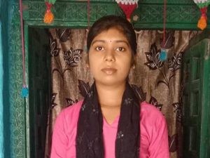 लाड़ली लक्ष्मी योजना ने बदली अंशिता की जिंदगी, संघर्षों को मात देकर कॉलेज तक पहुंची बेटी