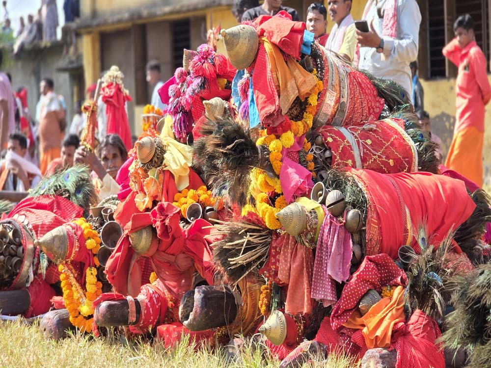 बस्तर दशहरा का समापन: कुटुंब जात्रा में शामिल हुए हजारों देवी-देवता