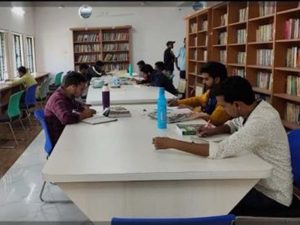 Durg News: दुर्ग में 50 लाख रुपये से बनेगी आधुनिक लाइब्रेरी, पढ़ाई के लिए मिलेगा शानदार माहौल Durg News: दुर्ग में 50 लाख रुपये से बनेगी आधुनिक लाइब्रेरी, पढ़ाई के लिए मिलेगा शानदार माहौल