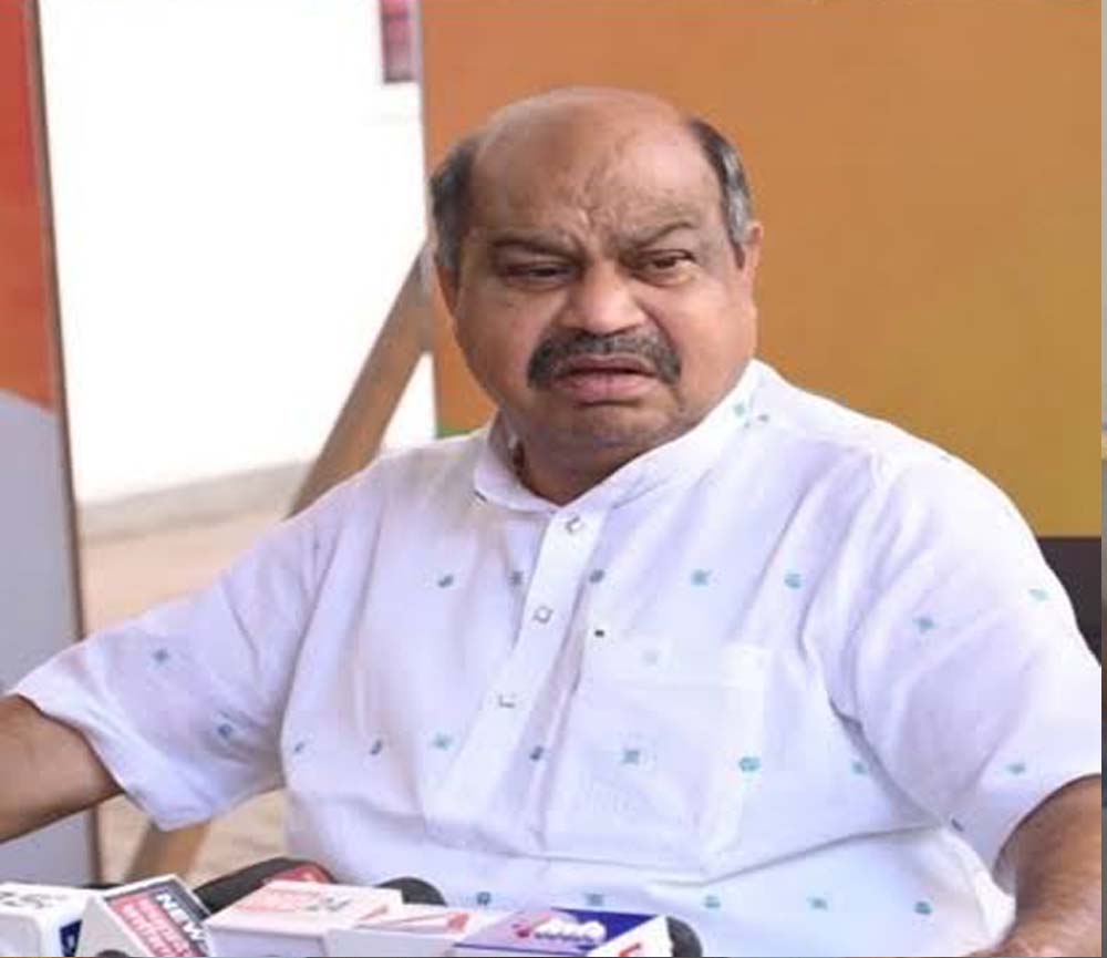 ‘चोरों को सभी जगह चोर ही दिखते हैं’, कांग्रेस पर पुरंदर मिश्रा का हमला