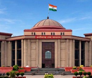 बेटियों के संपत्ति अधिकार पर हाईकोर्ट का अहम निर्णय, पैतृक संयुक्त संपत्ति में नहीं छीना जा सकता हक बेटियों के संपत्ति अधिकार पर हाईकोर्ट का अहम निर्णय, पैतृक संयुक्त संपत्ति में नहीं छीना जा सकता हक