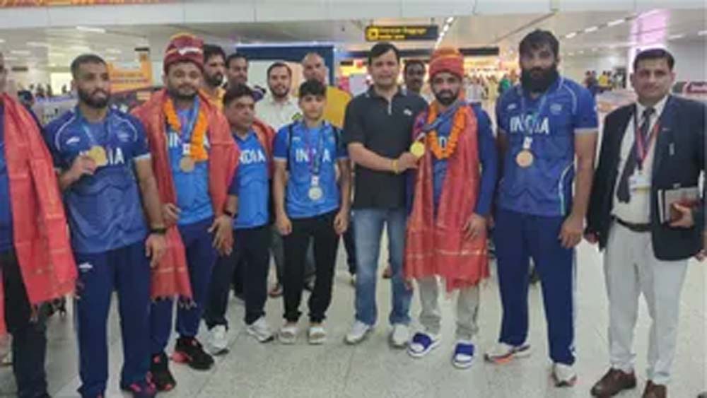 हरियाणा के खिलाड़ियों ने एशियाई खेलों में रचा इतिहास, 32 पदक जीतने पर खेल मंत्री ने किया सम्मान हरियाणा के खिलाड़ियों ने एशियाई खेलों में रचा इतिहास, 32 पदक जीतने पर खेल मंत्री ने किया सम्मान