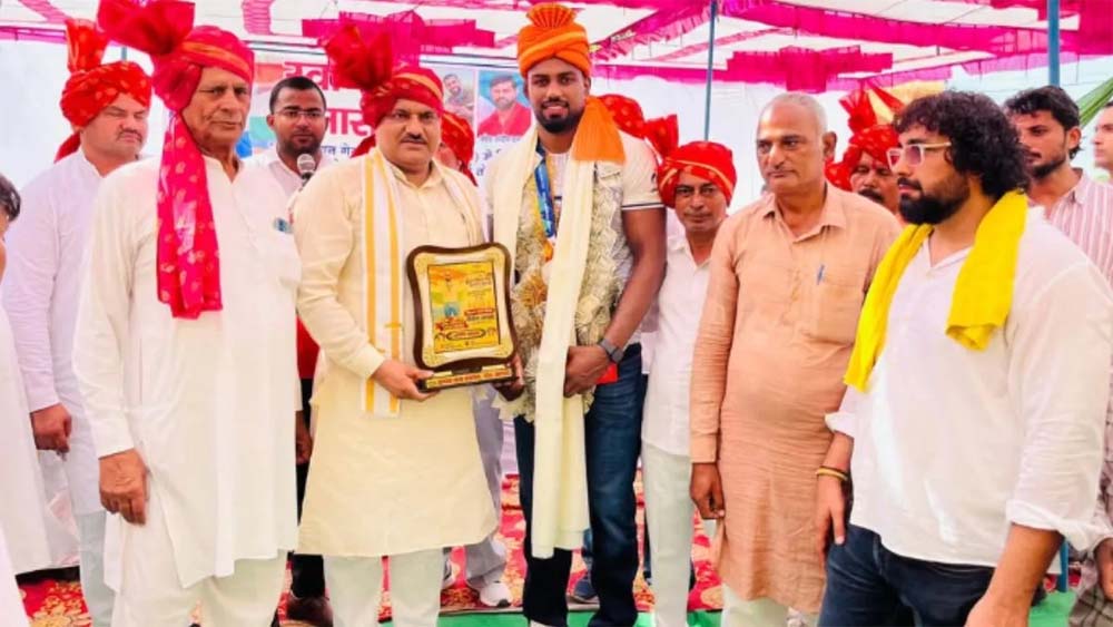 पहलवान नितेश को सम्मानित करने की तैयारी पर लगा झटका, चंदे के ₹96,300 हुए चोरी