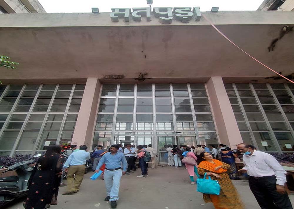 भोपाल के सतपुड़ा भवन में चोरों का आतंक, NIC ऑफिस के 20 AC के तार चोरी