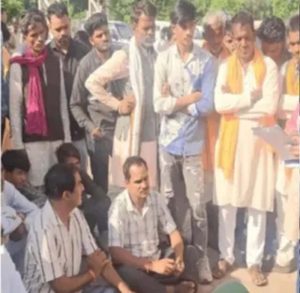 प्रसूता की मौत से राजगढ़ में मचा बवाल, पूर्व विधायक-परिजनों ने जताया आक्रोश; जांच के आदेश प्रसूता की मौत से राजगढ़ में मचा बवाल, पूर्व विधायक-परिजनों ने जताया आक्रोश; जांच के आदेश