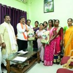 उत्पादों की बेहतर ब्रांडिंग, पैकेजिंग और अंतरराष्ट्रीय बाजारों में निर्यात की तैयारी करने पर दिया जोर
