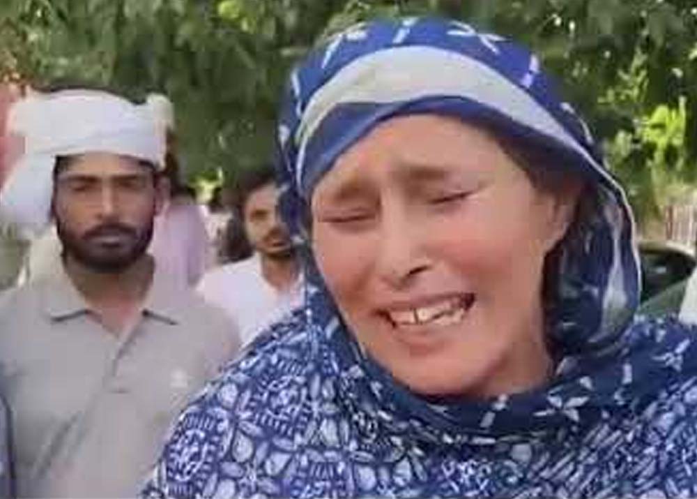 ‘मैं अपने बेटे का बदला लेकर रहूंगी’, परविंदर झोटा की मां का रो-रोकर बुरा हाल