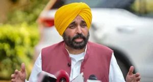 पंजाब के CM मान ने कांग्रेस पर साधा निशाना, टिकट वितरण को लेकर विपक्ष पर बरसे