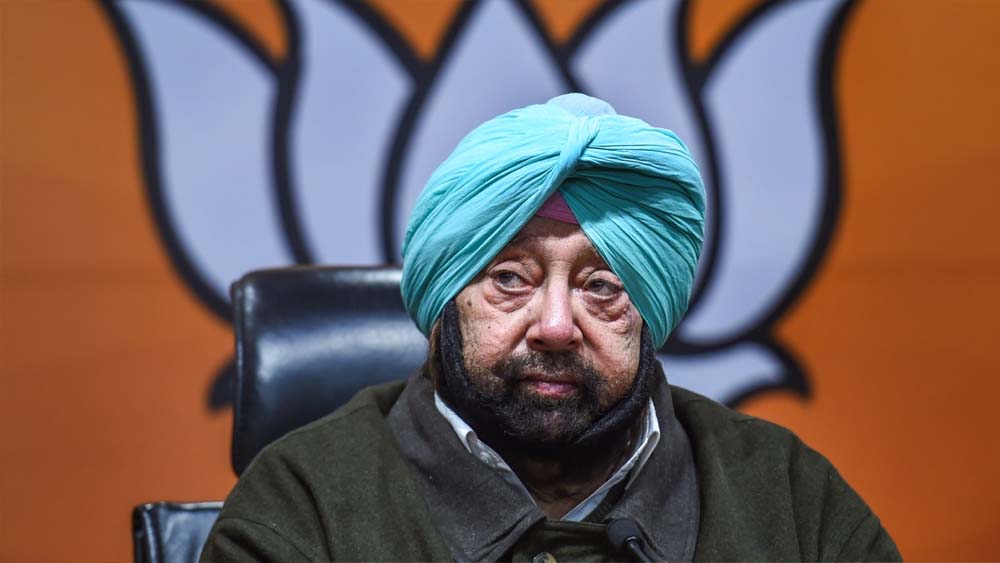 अमरिंदर सिंह की घर वापसी पर बढ़ी सियासी हलचल, सचिन पायलट के बयान से चर्चाएं तेज अमरिंदर सिंह की घर वापसी पर बढ़ी सियासी हलचल, सचिन पायलट के बयान से चर्चाएं तेज