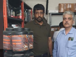 होशियारपुर में खाद्य सुरक्षा पर बड़ी कार्रवाई, बिना लेबल ‘लेमन जीरा’ का मिश्रण जब्त होशियारपुर में खाद्य सुरक्षा पर बड़ी कार्रवाई, बिना लेबल ‘लेमन जीरा’ का मिश्रण जब्त