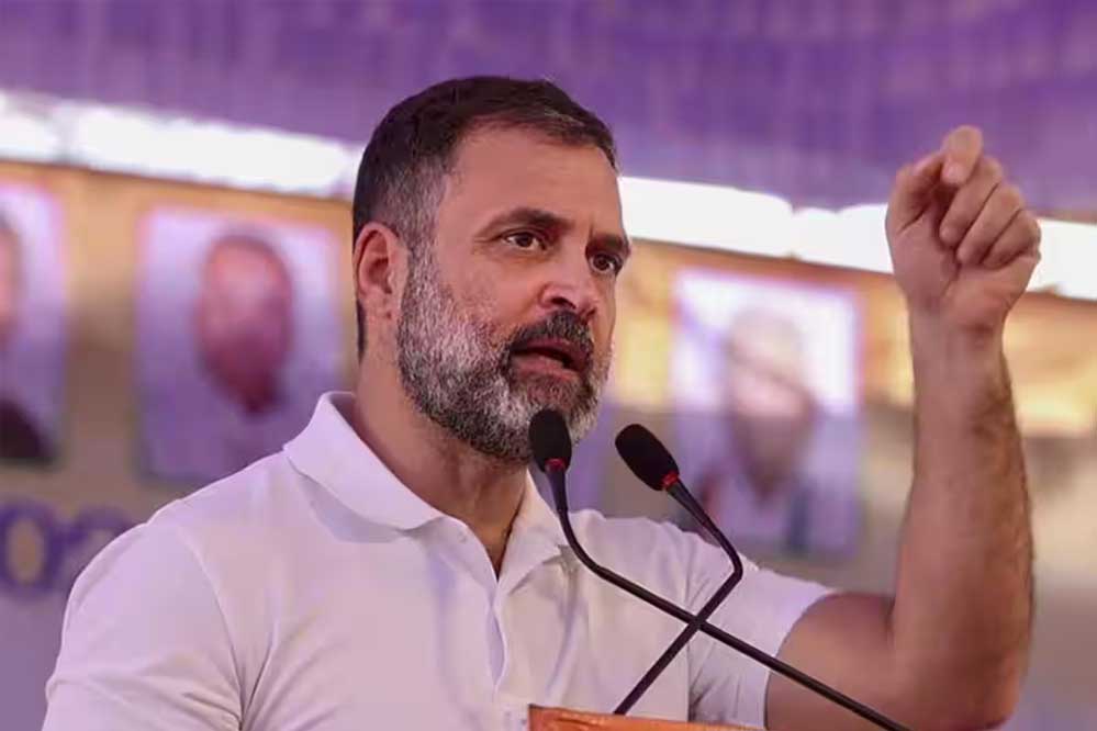 पंजाब कांग्रेस में कुनबा बढ़ाने की कवायद तेज, राहुल गांधी के दौरे से पहले गुपचुप बैठकों का दौर जारी पंजाब कांग्रेस में कुनबा बढ़ाने की कवायद तेज, राहुल गांधी के दौरे से पहले गुपचुप बैठकों का दौर जारी