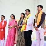 मुख्यमंत्री विजय शर्मा हुए शामिल पंडरिया विधायक भावना बोहरा, फिल्म विकास निगम की अध्यक्ष मोना सेन सहित जनप्रतिनिधियों ने की सहभागिता मुख्यमंत्री विजय शर्मा हुए शामिल पंडरिया विधायक भावना बोहरा, फिल्म विकास निगम की अध्यक्ष मोना सेन सहित जनप्रतिनिधियों ने की सहभागिता