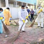 स्वच्छता को अपनी आदत बनाएं, स्वच्छ एवं स्वस्थ भारत के निर्माण में दें योगदान : उप मुख्यमंत्री शुक्ल स्वच्छता को अपनी आदत बनाएं, स्वच्छ एवं स्वस्थ भारत के निर्माण में दें योगदान : उप मुख्यमंत्री शुक्ल