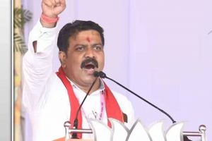 लोगों की शिकायत पर एक्शन में डिप्टी CM, सड़क दोबारा बनाने के दिए निर्देश