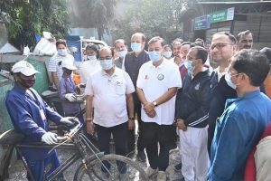सफाई व्यवस्था बेहतर करने और नियमित मॉनिटरिंग के दिए निर्देश
