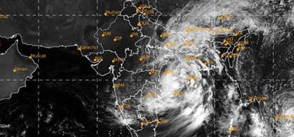 चक्रवात ‘अर्नब’ का छत्तीसगढ़ में असर, भारी बारिश और तेज हवाओं की चेतावनी, किसानों को सतर्क रहने की सलाह
