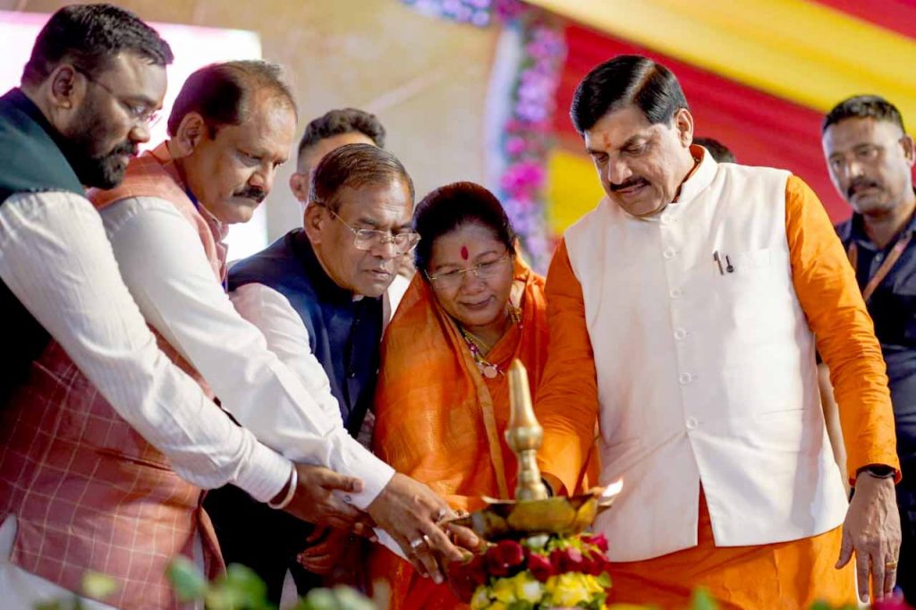 मुख्यमंत्री डॉ. यादव बोले – प्रदेश के 21 लाख से अधिक तेंदूपत्ता संग्राहकों को दी जाएगी बोनस राशि