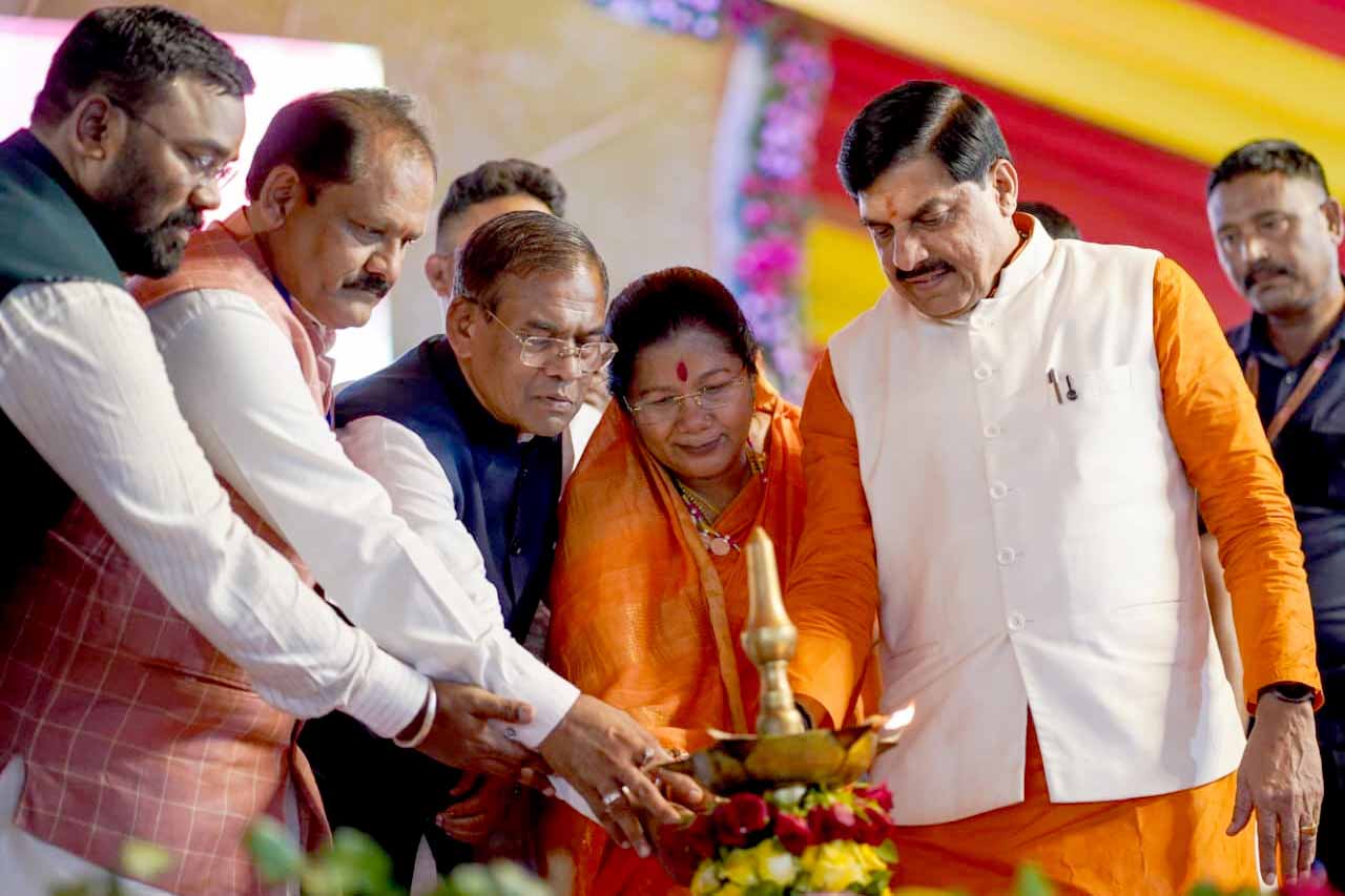 मुख्यमंत्री डॉ. यादव बोले – प्रदेश के 21 लाख से अधिक तेंदूपत्ता संग्राहकों को दी जाएगी बोनस राशि