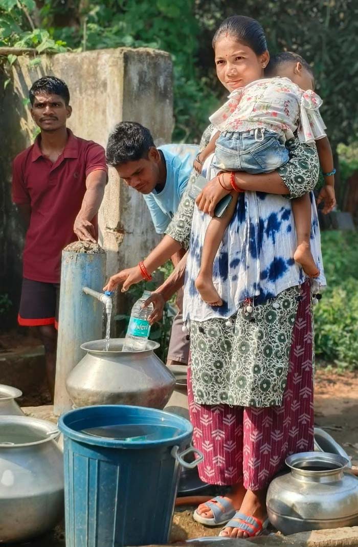 जल जीवन मिशन से बदली ग्राम कचोरा की तस्वीर जल जीवन मिशन से बदली ग्राम कचोरा की तस्वीर