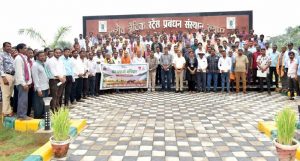खेत बचाओ अभियान के तहत किसानों को उन्नत सरसों बीज का वितरण खेत बचाओ अभियान के तहत किसानों को उन्नत सरसों बीज का वितरण