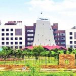 शेरपार-मानपुर-कोहका सड़क के अधूरे और गुणवत्ताहीन निर्माण कार्यों तथा उखड़ी सड़क पर ठेकेदारों को नोटिस, पीडब्ल्यूडी ने 15 दिनों में मांगा जवाब