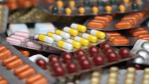 Cancer Medicines Price Cut: अब सस्ती होंगी कैंसर की दवाएं, 93% तक घटे दाम; जानें मरीजों पर क्या होगा असर Cancer Medicines Price Cut: अब सस्ती होंगी कैंसर की दवाएं, 93% तक घटे दाम; जानें मरीजों पर क्या होगा असर