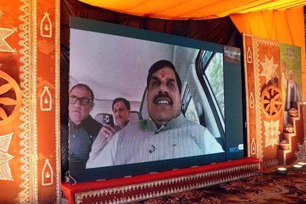 मुख्यमंत्री ने बलराम कृषि महोत्सव को वीसी से संबोधित कर किसानों से किया संवाद