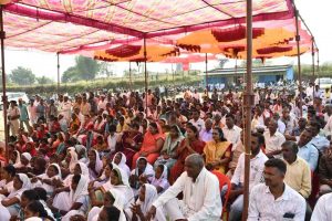 बलरापुर जिला मुख्यालय की दूरी होगी 15 किमी कम बलरापुर जिला मुख्यालय की दूरी होगी 15 किमी कम