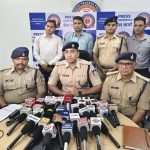 इंदौर पुलिस ने किया चोरी का खुलासा, दोस्त ने ही घर से चुराया करीब डेढ़ करोड़ रुपये का सोना