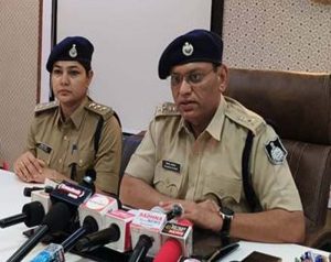झाबुआ में 99 क्विंटल से अधिक वजन के गांजे के पौधे जब्त, अनुमानित कीमत 9 करोड़ 42 लाख रूपए से अधिक