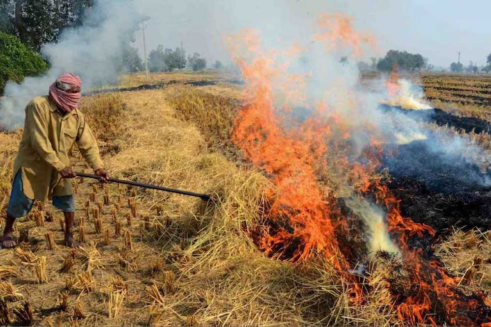 चंडीगढ़ में धुएं का स्रोत खोजेंगे ड्रोन और सैटेलाइट, पराली जलाने पर नजर चंडीगढ़ में धुएं का स्रोत खोजेंगे ड्रोन और सैटेलाइट, पराली जलाने पर नजर