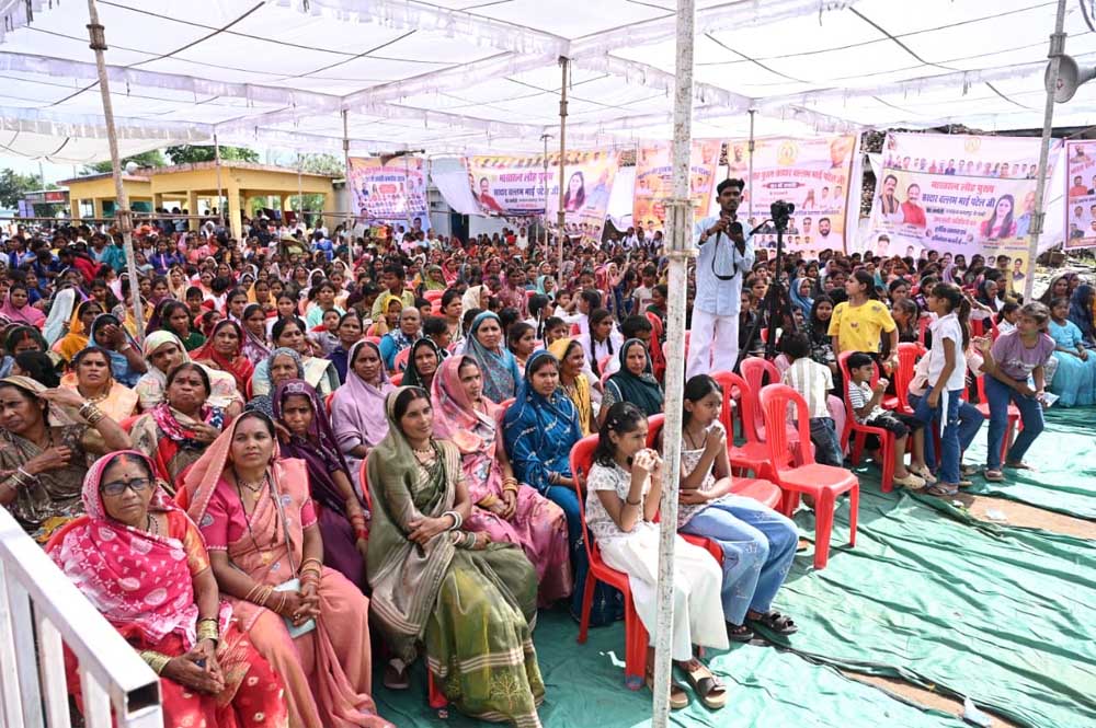 लौह पुरुष सरदार पटेल की मनाई गई 151वीं जयंती, ग्राम भगतपुर में राष्ट्र की एकता और अखंडता का दिया संदेश
