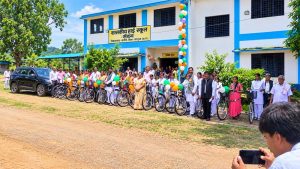 पंखों को मिली रफ्तार: सरस्वती साइकिल योजना से बेटियों की शिक्षा की राह हुई आसान पंखों को मिली रफ्तार: सरस्वती साइकिल योजना से बेटियों की शिक्षा की राह हुई आसान