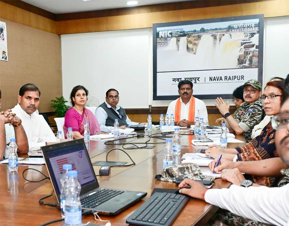 गंभीर अपराध, जनहानि और यूएपीए से संबंधित मामलों को छोड़कर अन्य पात्र प्रकरणों की वापसी पर जोर गंभीर अपराध, जनहानि और यूएपीए से संबंधित मामलों को छोड़कर अन्य पात्र प्रकरणों की वापसी पर जोर