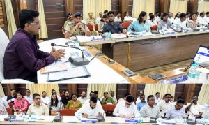 प्रभारी सचिव ने विकास कार्यों और योजनाओं की प्रगति की समीक्षा की