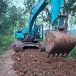 नक्सलवाद के खात्मे के बाद बस्तर में विकास को नई गति, बड़े बोदल सड़क निर्माण कार्य प्रारंभ नक्सलवाद के खात्मे के बाद बस्तर में विकास को नई गति, बड़े बोदल सड़क निर्माण कार्य प्रारंभ