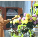अखंड ज्योति और मंदिर परिसर के सभी देव विग्रहों की भी सीएम योगी ने की पूजा अखंड ज्योति और मंदिर परिसर के सभी देव विग्रहों की भी सीएम योगी ने की पूजा